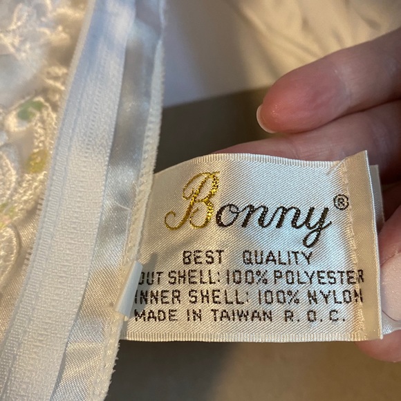 Vintage wedding dress - Picture 6 of 12